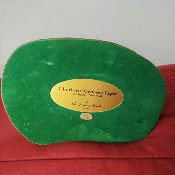 Danbury Mint CHARLOTTE GENESEE Rochester New York Great Lakes Lighthouse - Picture 7 of 8